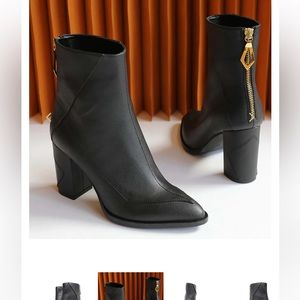 Sylven New York Apple Leather Boots